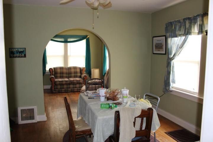 2012 Main St, St Joseph, MO 64505
