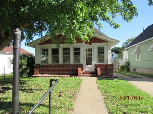 2713 Duncan St, St Joseph, MO 64507