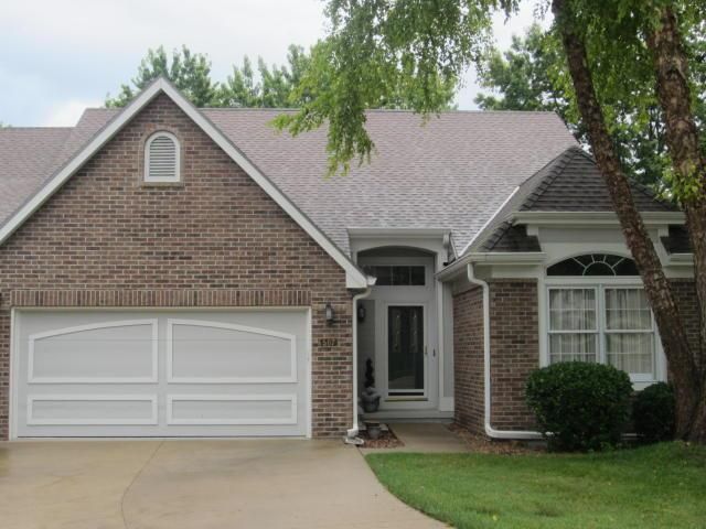 507 Raintree Dr, St Joseph, MO 64506
