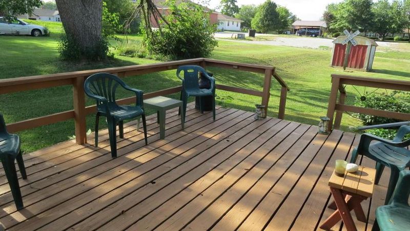 115 W 4th St, Stanberry, MO 64489