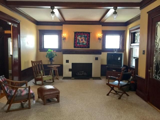 802 N 25th St, St Joseph, MO 64506