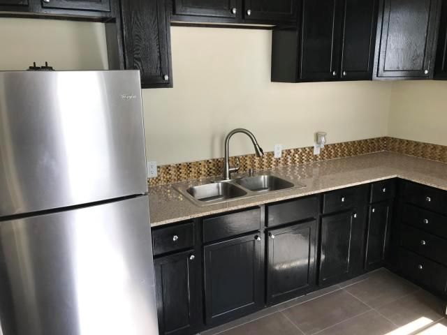 1706-1 Main St, St Joseph, MO 64505