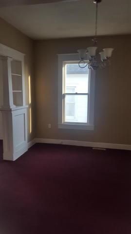 6028 Gordon Ave, St Joseph, MO 64504