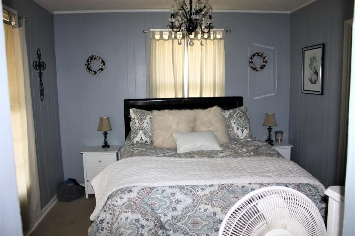 1901 Glendale Ave, St Joseph, MO 64505