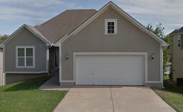 5805 Willis Ct, Kansas City, MO 64133