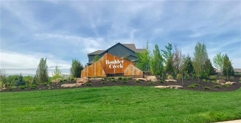 16821 W 170th Ct, Olathe, KS 66062
