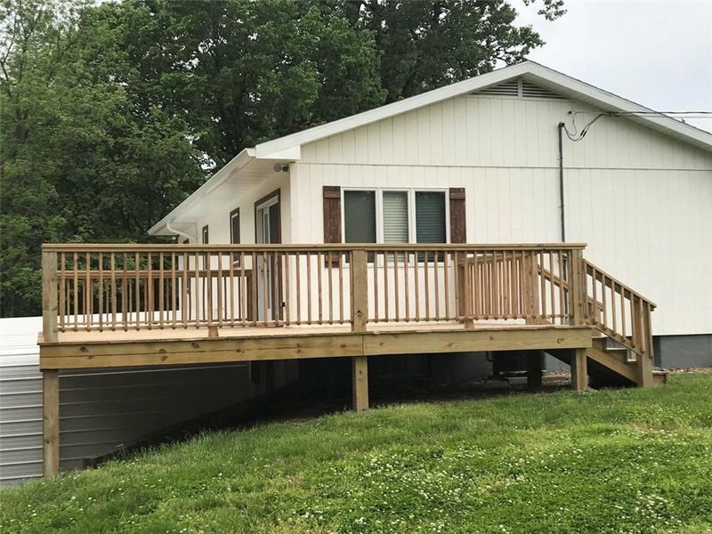 6991 Ottawa Rd, Atchison, KS 66002