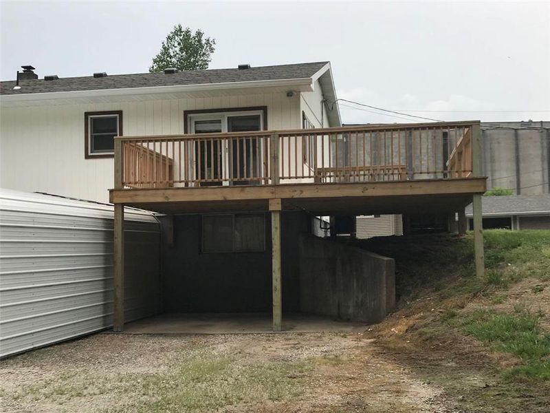 6991 Ottawa Rd, Atchison, KS 66002