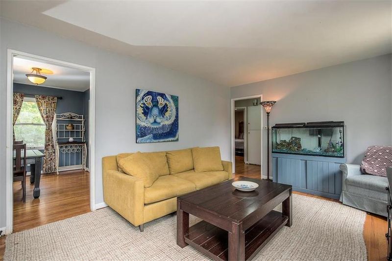 6820 W 79th St, Overland Park, KS 66204