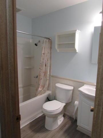 2009 N 34th Ter, St Joseph, MO 64506
