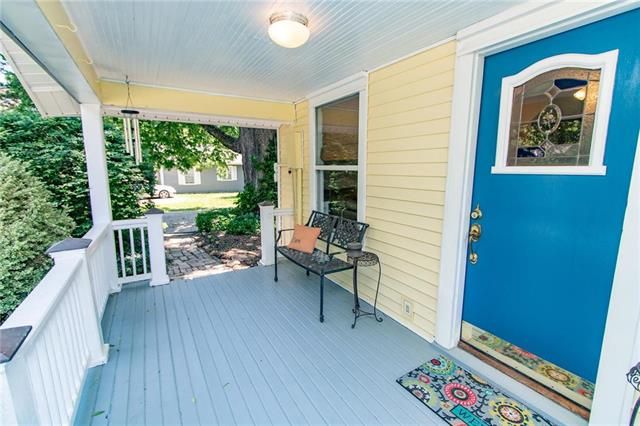 712 Walnut St, Lawrence, KS 66044