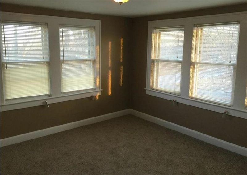 8733 E Smart Ave, Independence, MO 64053