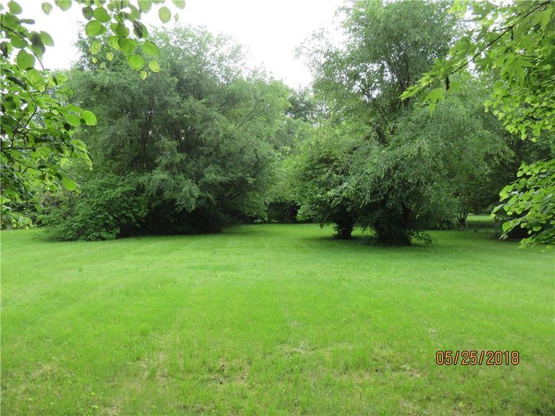 17205 S Benton Dr, Belton, MO 64012