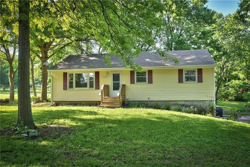 8508 E 117th St, Kansas City, MO 64134
