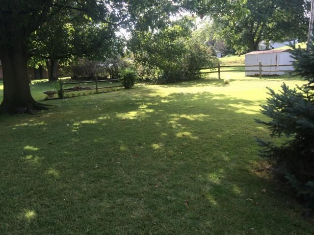 310 N Main St, Oregon, MO 64473