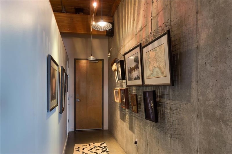 210 W 5th St #205, Kansas City, MO 64105