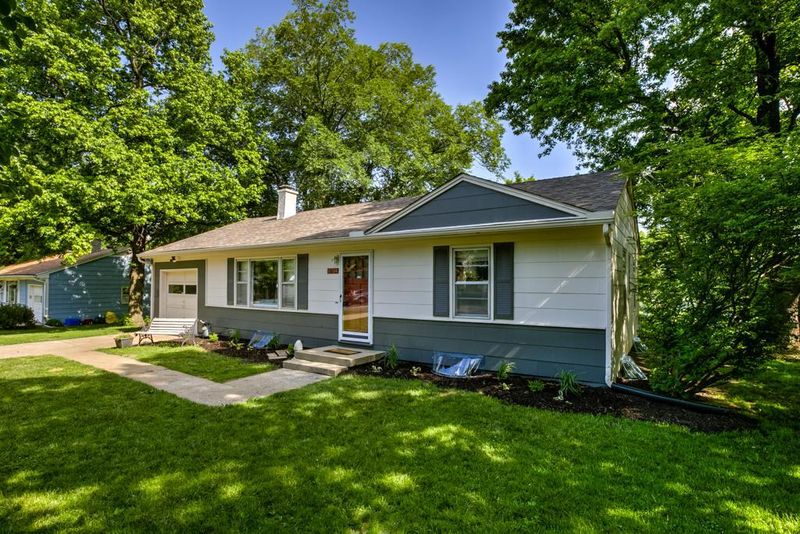 5704 E 109th Ter, Kansas City, MO 64137