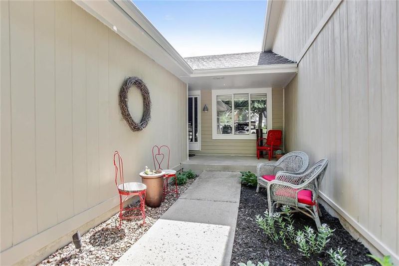12013 Mackey St, Overland Park, KS 66213