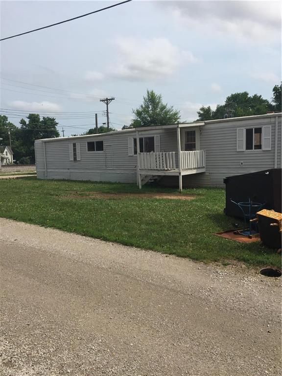 113 E Elm St, Hardin, MO 64035
