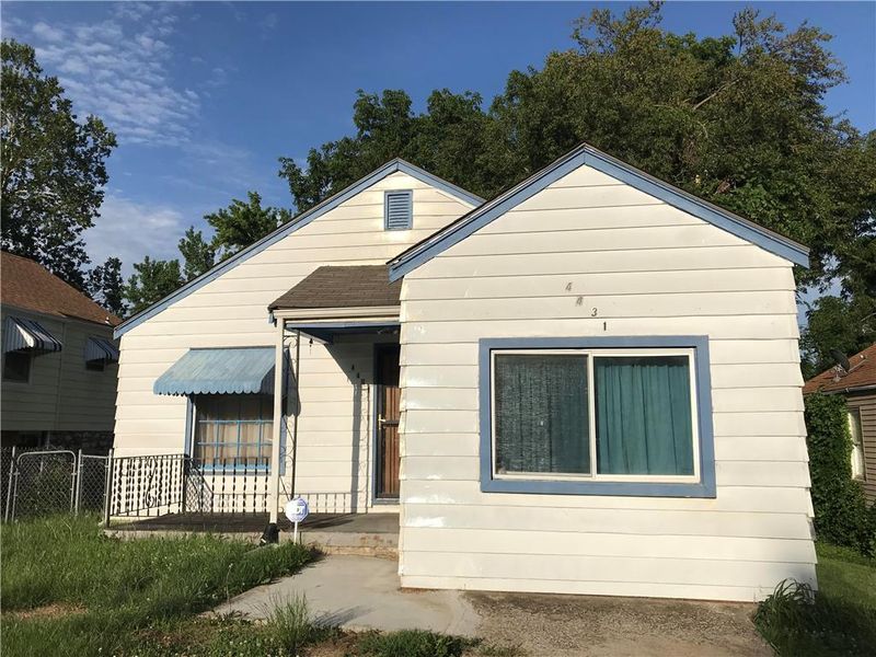 4431 College Ave, Kansas City, MO 64130