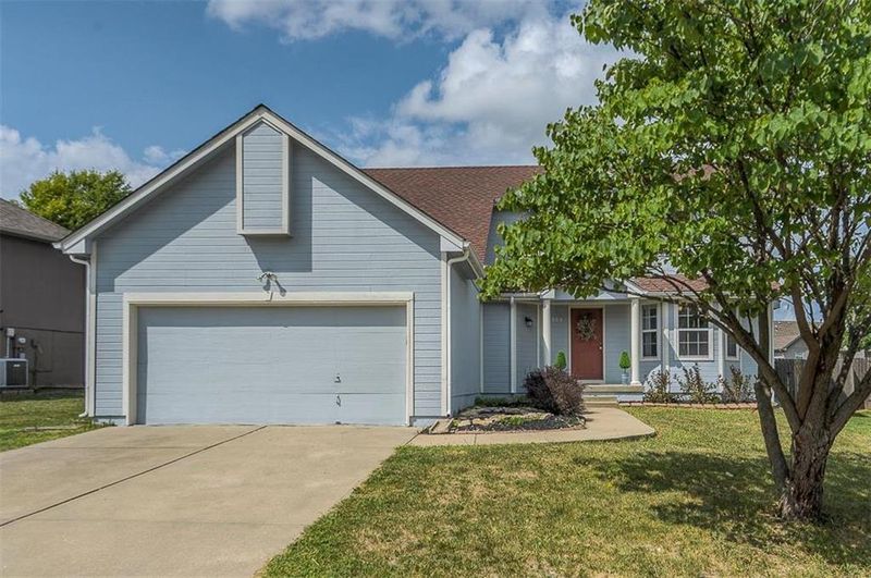 14902 E 49th Ter, Kansas City, MO 64136