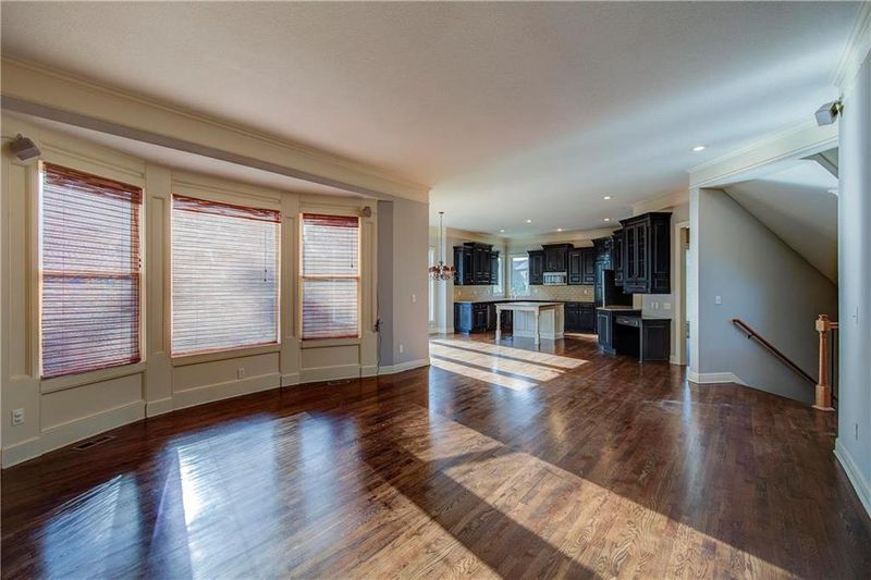13402 W 139th Ter, Overland Park, KS 66221