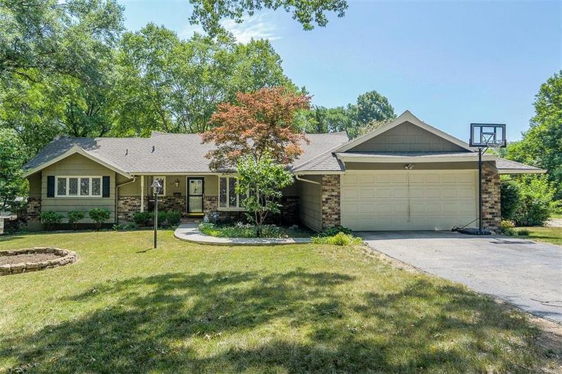115 E 113 Ter, Kansas City, MO 64114