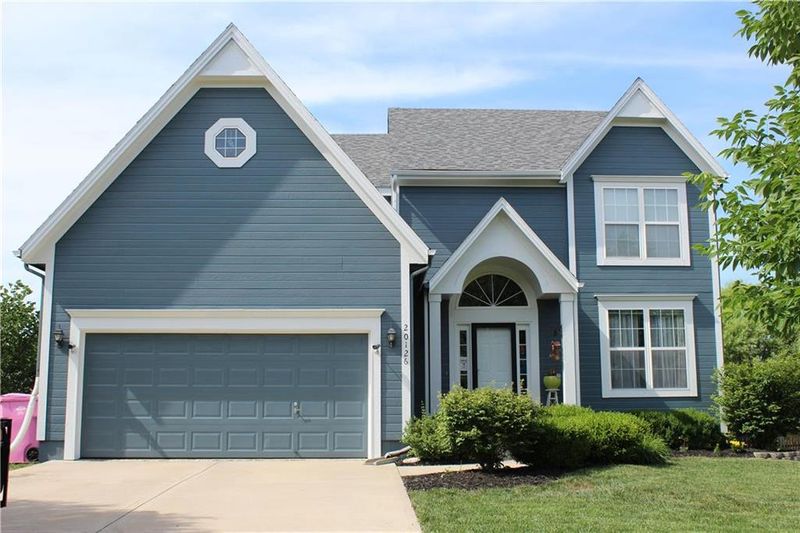 20126 W 220 St, Spring Hill, KS 66083
