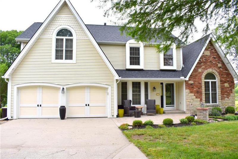 18206 Kristi Rd, Liberty, MO 64068