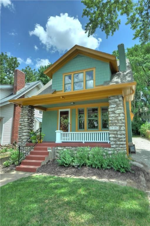 4123 Holmes St, Kansas City, MO 64110