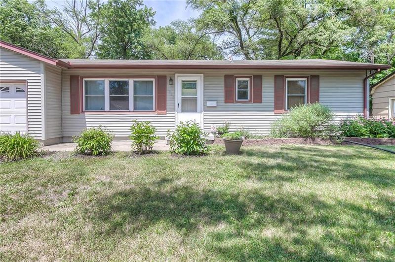 4606 E 113th Ter, Kansas City, MO 64137