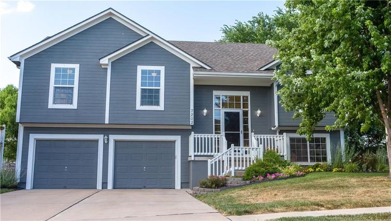 7202 Bryan Way, Belton, MO 64012