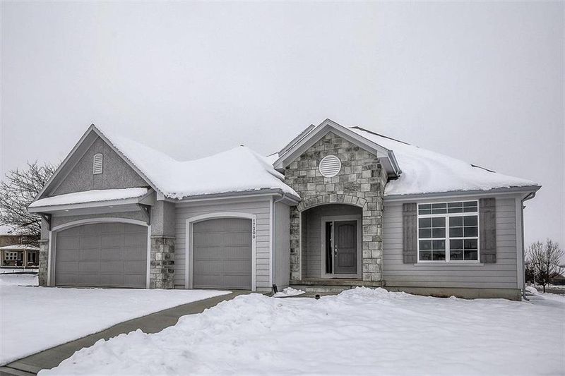 17300 Noland St, Overland Park, KS 66221
