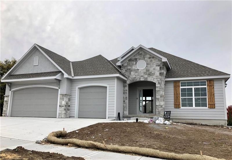 17300 Noland St, Overland Park, KS 66221