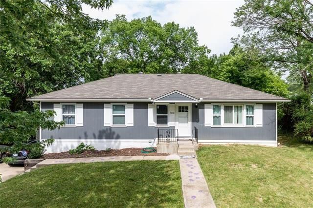 3018 Farley Ave, Kansas City, MO 64129