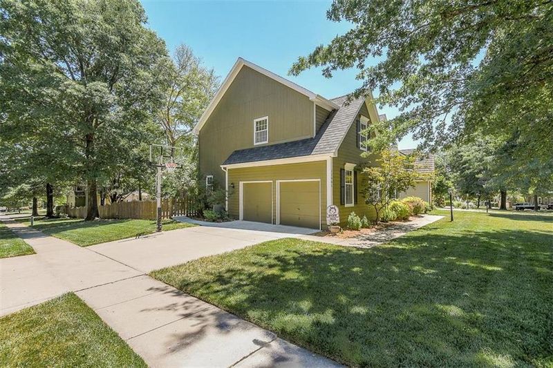 12901 Knox St, Overland Park, KS 66213