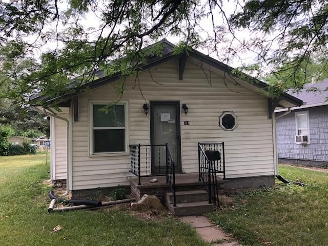 714 S Ash St, Ottawa, KS 66067