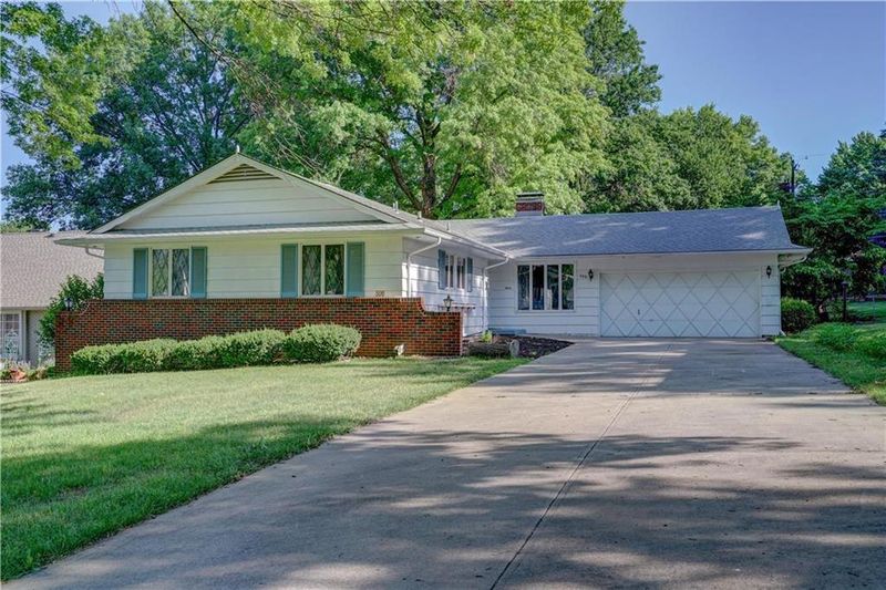 806 W 87th St, Kansas City, MO 64114
