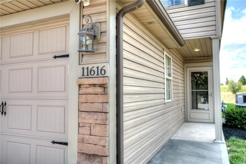 11616 N Ewing Ave, Kansas City, MO 64156