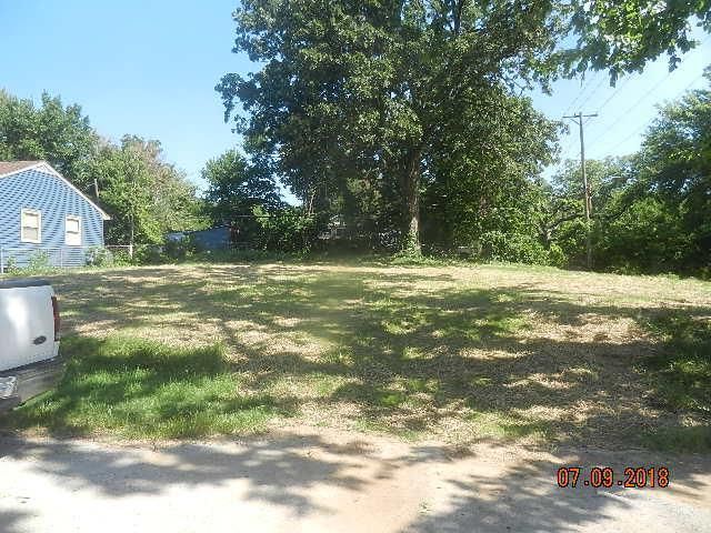 5642 E 29th Ter, Kansas City, MO 64128