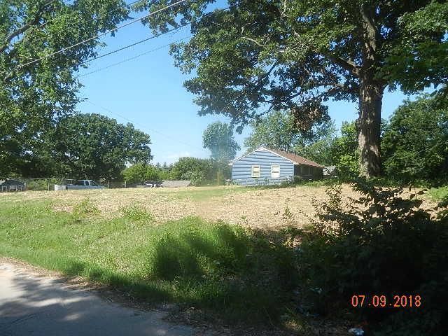 5642 E 29th Ter, Kansas City, MO 64128