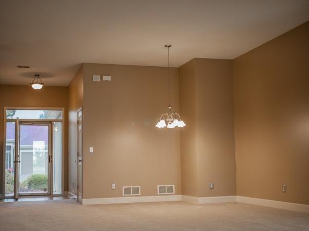 7556 N Eastern Ave, Kansas City, MO 64158