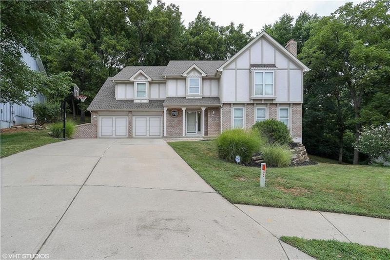4804 NW 57th Pl, Kansas City, MO 64151