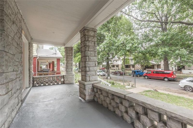 324 Jackson Ave, Kansas City, MO 64124