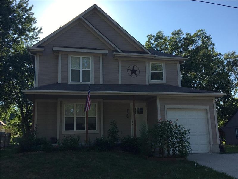 602 Thieme St, Grain Valley, MO 64029