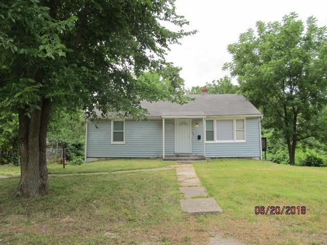 3435 E 45th St, Kansas City, MO 64130
