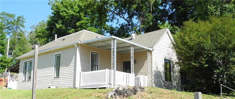 2526 S 18 St, St Joseph, MO 64503