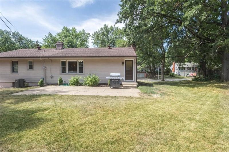 4701 N Gladstone Ave, Kansas City, MO 64117