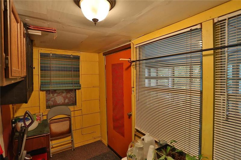6315 E 103 St, Kansas City, MO 64134