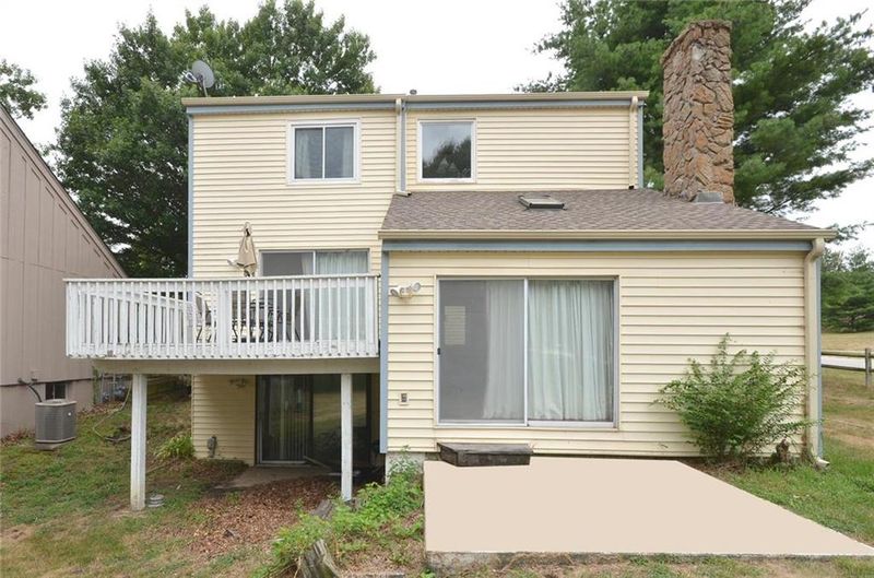 10039 N Cherry Dr, Kansas City, MO 64155